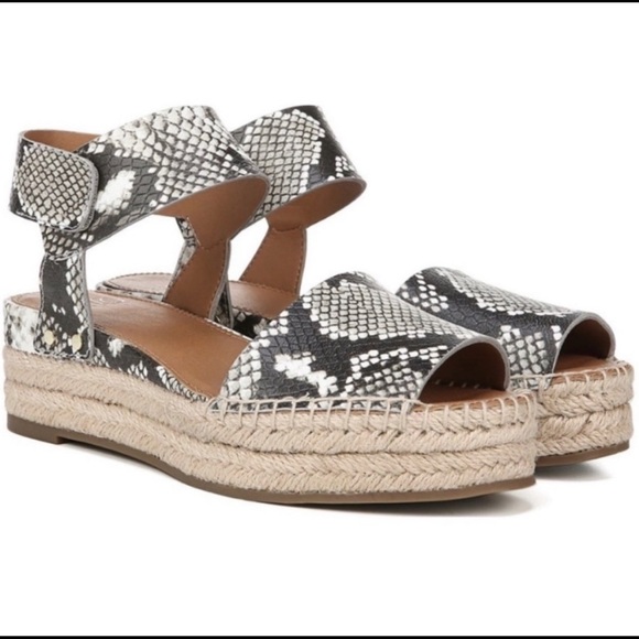 FRANCO SARTO leather sandals shoes snake reptile casual comfy flats ankle